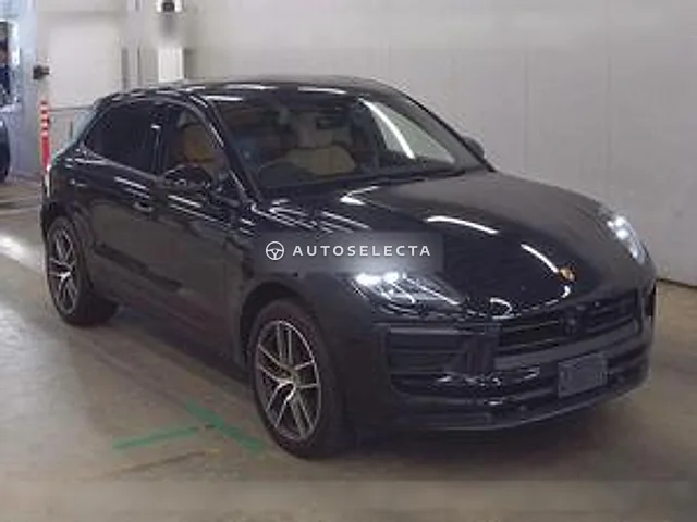 Porsche Macan 2023, auction grade 4.5