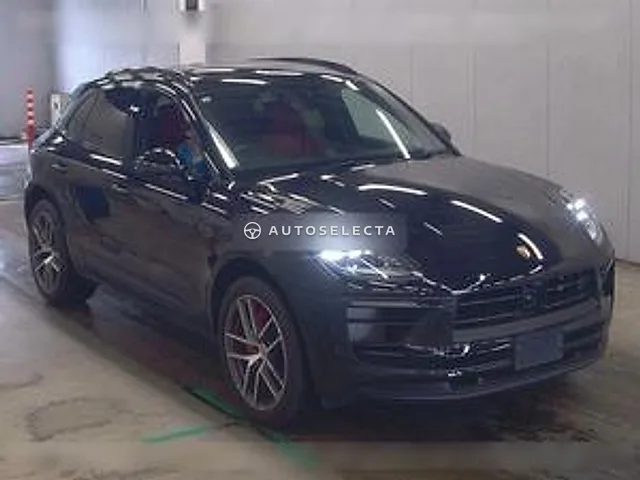 Porsche Macan 2023, auction grade 5
