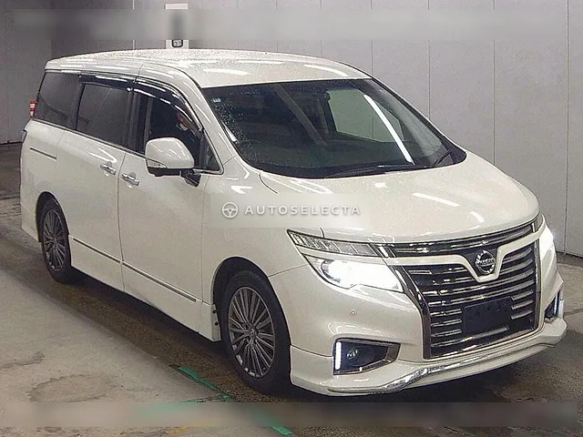 Nissan Elgrand 2016, auction grade 3.5