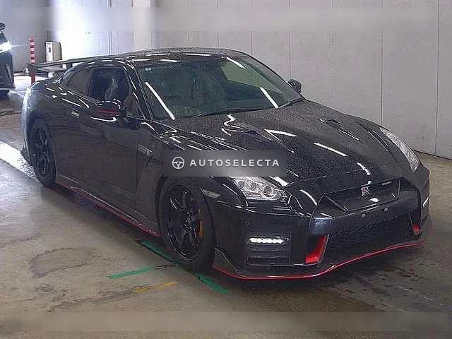 Nissan GT-R Nismo 2017, auction grade 4.5