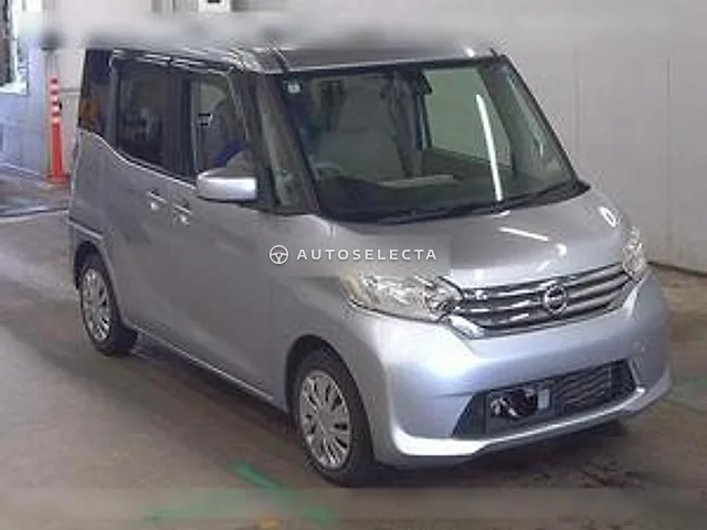 Nissan Dayz Roox 2016, auction grade 4.5
