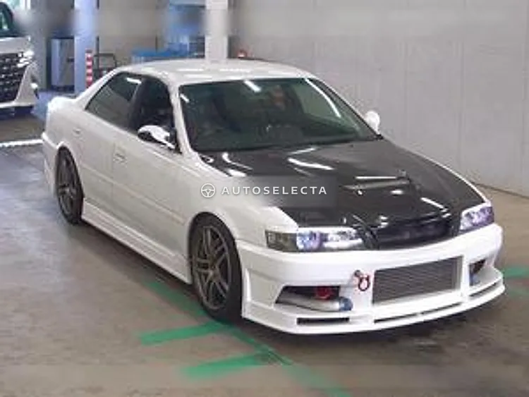 Toyota Chaser 1998, photo 1 of 1