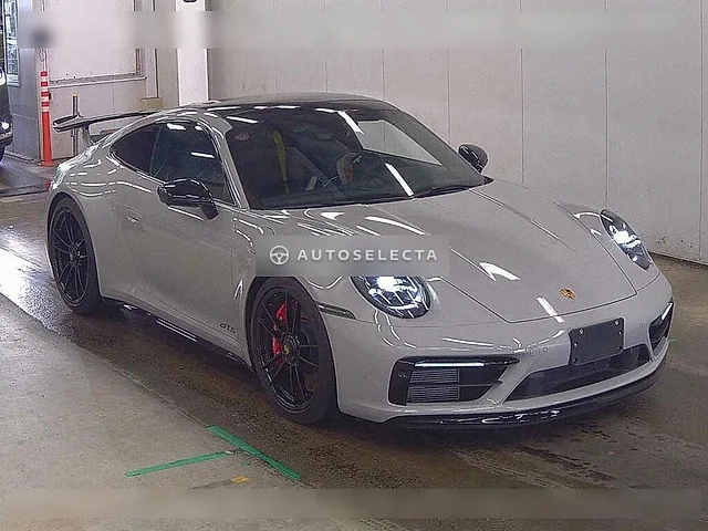 Porsche 911 2023, auction grade 5