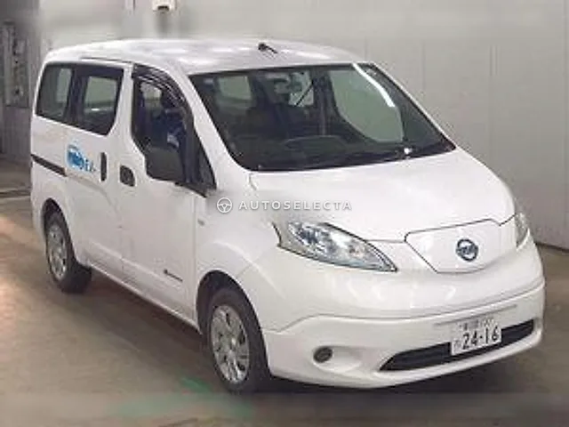 Nissan e-NV200 Van 2018, auction grade 3.5