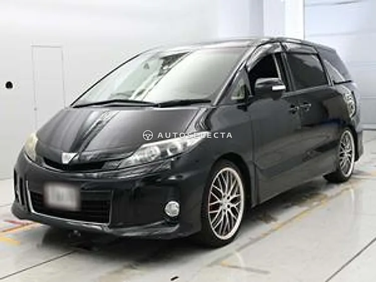 Toyota Estima 2013, photo 1 of 1