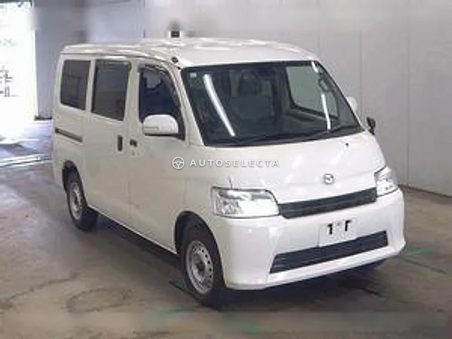 Mazda Bongo Van 2022, auction grade 4.5