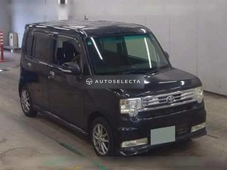 Toyota Pixis Space 2011, photo 1 of 1