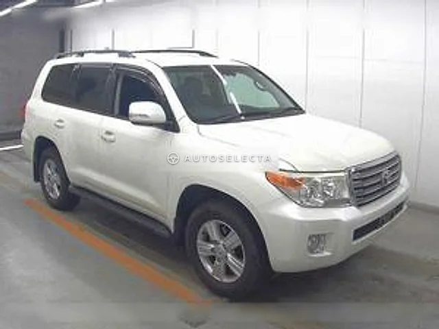 Toyota Land Cruiser 2013, auction grade 4.5