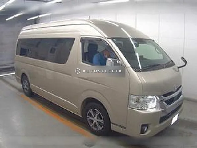 Toyota Hiace Wagon 2023, auction grade 4.5