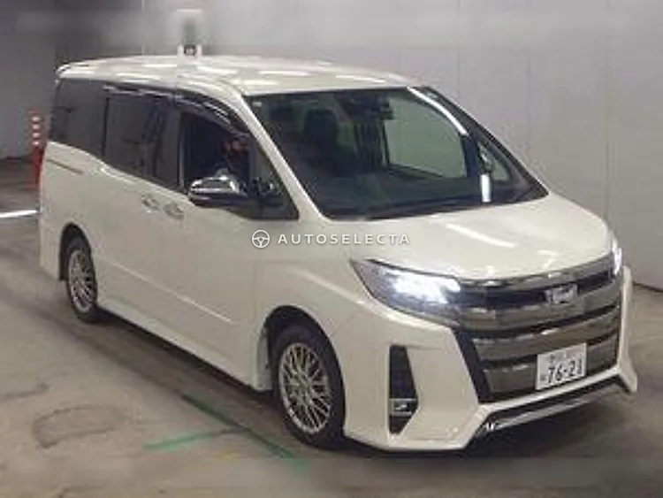 Toyota Noah 2021, photo 1 of 1