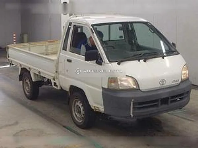Toyota LiteAce Truck 2001, auction grade 2