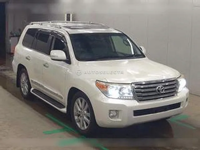Toyota Land Cruiser 2014, auction grade 4