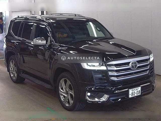 Toyota Land Cruiser 2022, auction grade 3.5