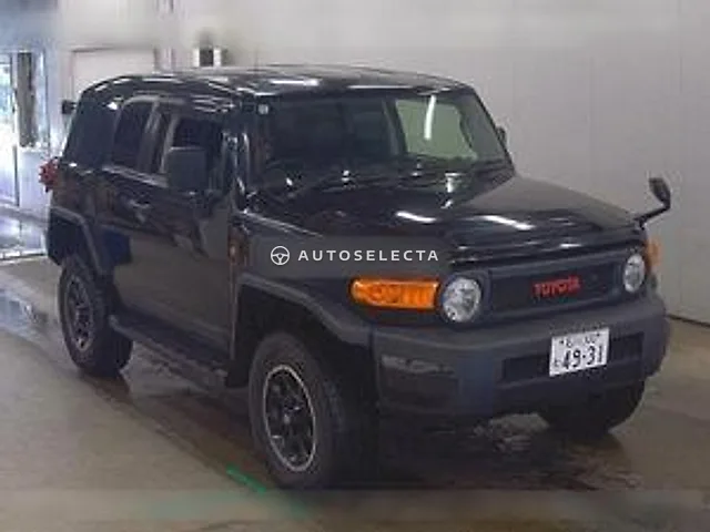 Toyota FJ Cruiser 2013, auction grade R