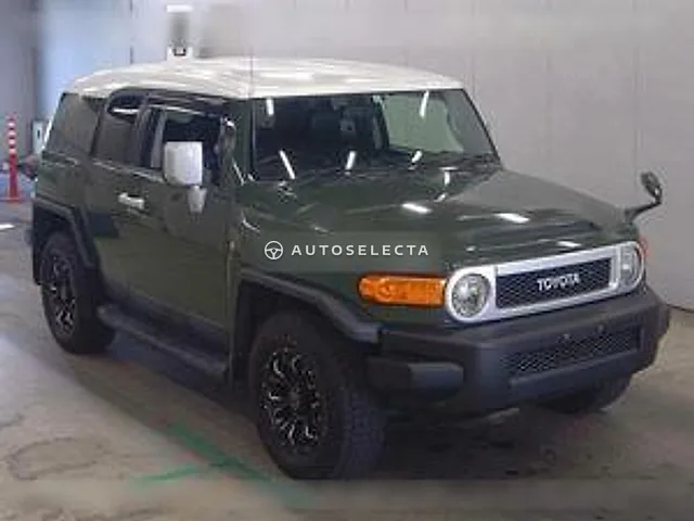 Toyota FJ Cruiser 2014, auction grade 4