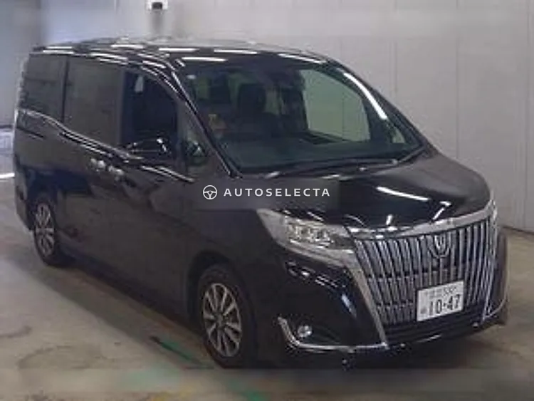 Toyota Esquire 2017, photo 1 of 1