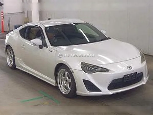 Toyota 86 2013, auction grade 3.5