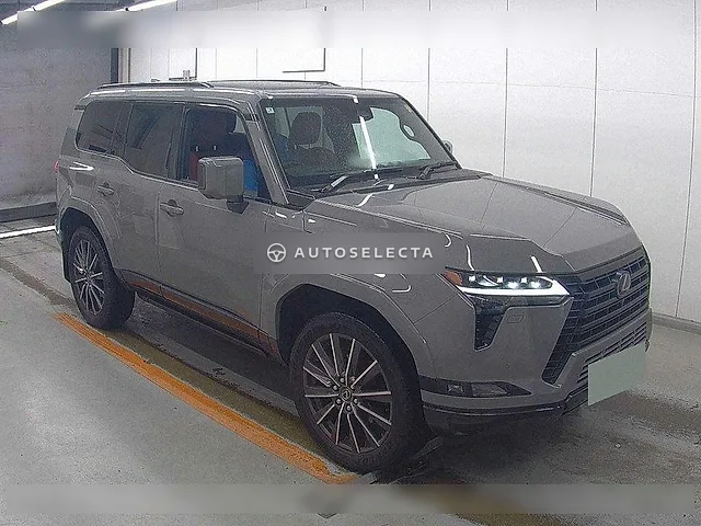 Lexus GX 2025, auction grade 5