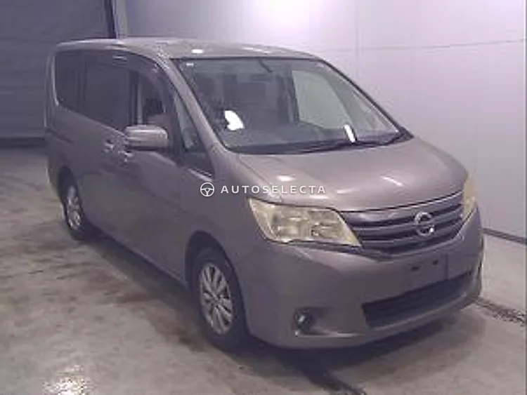 Nissan Serena 2011, photo 1 of 1