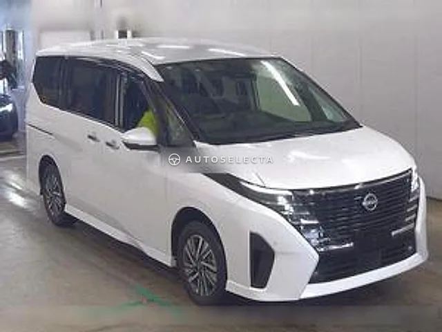 Nissan Serena 2024, auction grade R