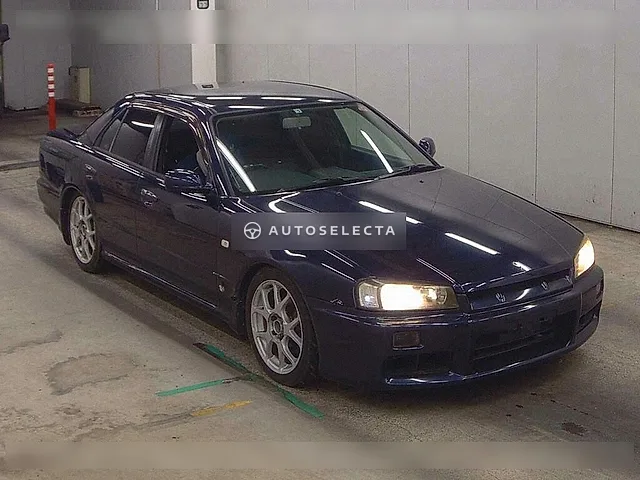 Nissan Skyline 2000, auction grade R2