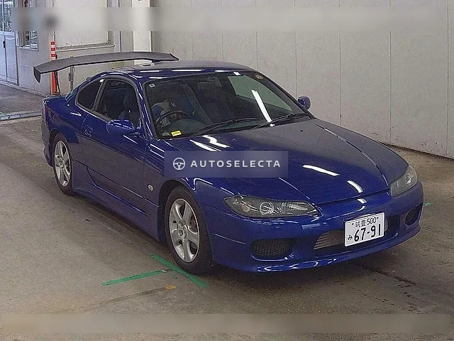 Nissan Silvia 2002, auction grade 3.5