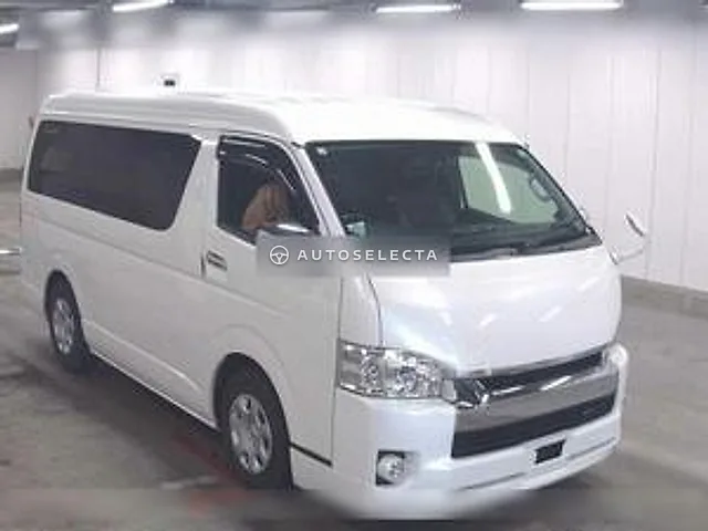 Toyota Hiace Wagon 2017, auction grade 4