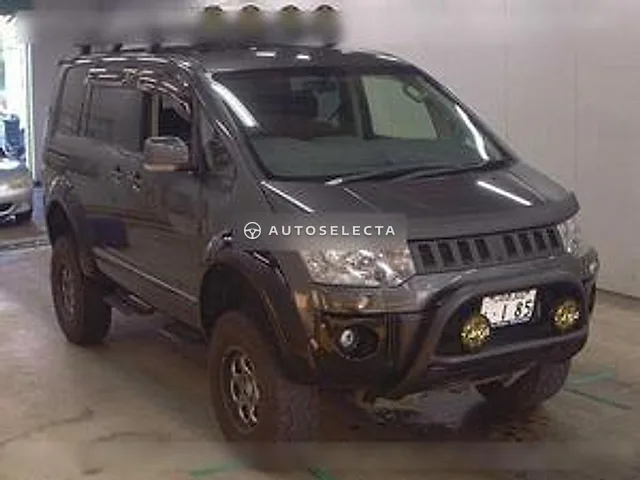 Mitsubishi Delica D:5 2013, auction grade 4