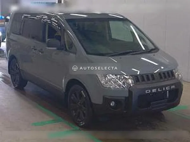 Mitsubishi Delica D:5 2017, auction grade 3.5