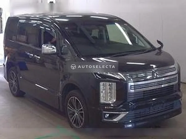 Mitsubishi Delica D:5 Urban Gear 2019, auction grade 4