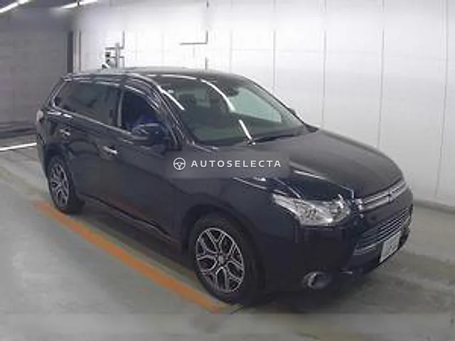 Mitsubishi Outlander PHEV 2015, auction grade 3.5