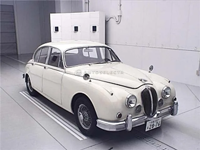 Jaguar XJ6 1968, auction grade 3.5