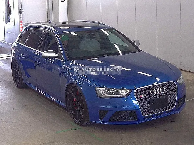 Audi RS4 2015, auction grade 4.5