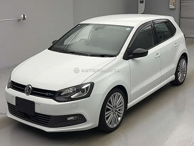 Volkswagen Polo 2016, auction grade 4