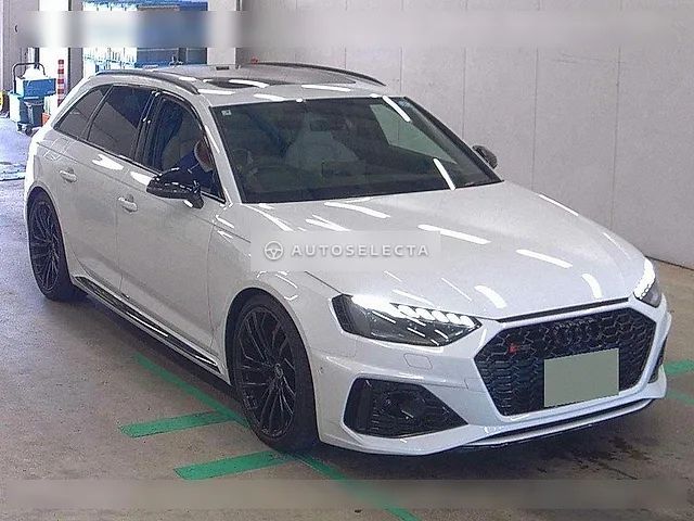 Audi RS4 Avant 2021, auction grade 4.5
