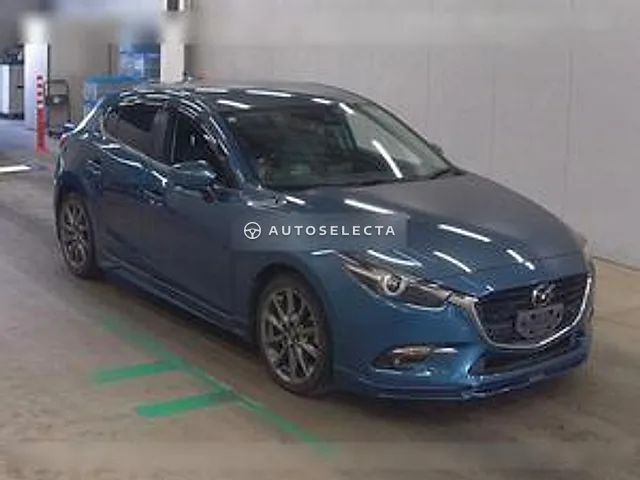 Mazda Axela Sport 2016, auction grade 3