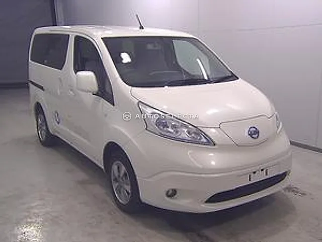 Nissan e-NV200 Wagon 2017, auction grade 4.5