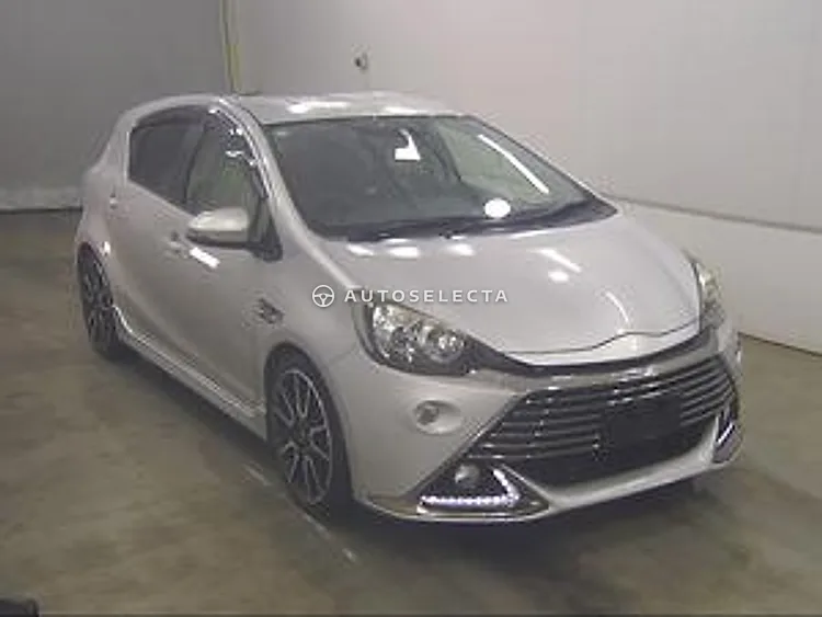 Toyota Aqua 2014, photo 1 of 1