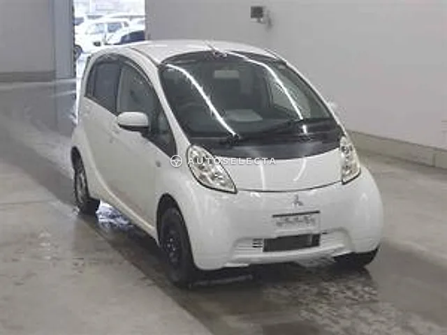 Mitsubishi i-MiEV 2011, auction grade R