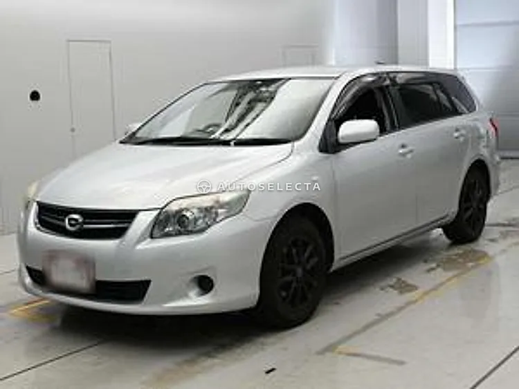 Toyota Corolla Fielder 2011, photo 1 of 1