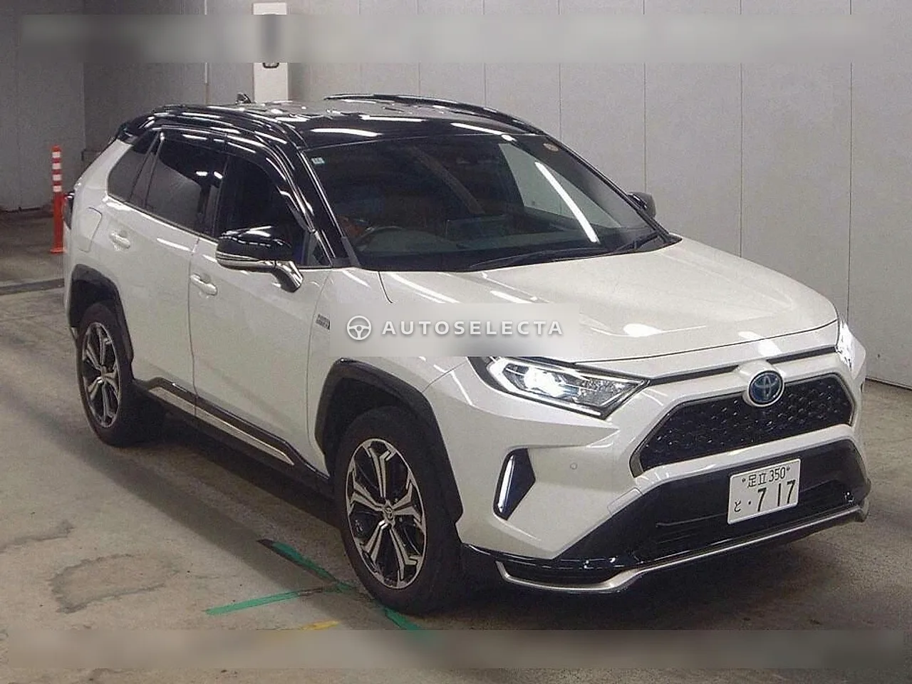 Toyota RAV4 PHV 2020, photo 1 of 1