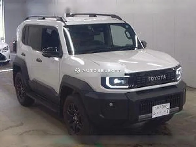 Toyota Land Cruiser FJ 2026, auction grade 6
