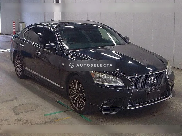Lexus LS 2013, auction grade 3.5