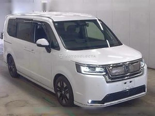 Honda Stepwgn Spada 2022, auction grade R