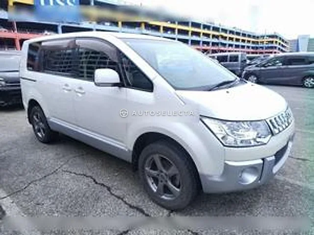 Mitsubishi Delica D:5 2017