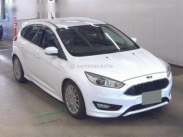 Ford Focus 2016, auction grade 4