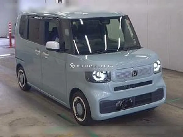 Honda N-BOX 2023, auction grade R