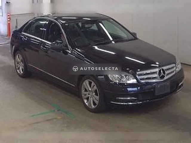 Mercedes-Benz C-Class 2010, auction grade 4