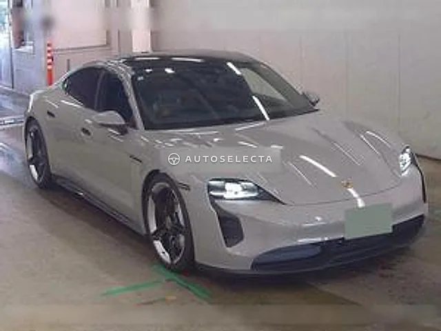 Porsche Taycan 2023, auction grade 5