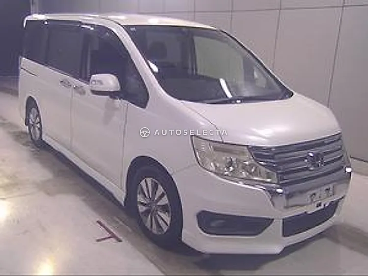 Honda Stepwgn Spada 2014, photo 1 of 1